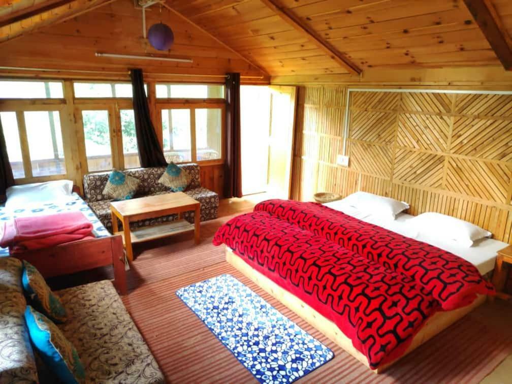 Latoda Eco Lodge Jibhi Exteriér fotografie