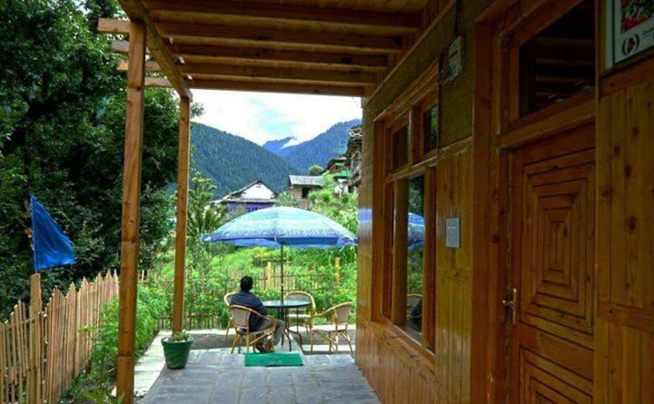 Latoda Eco Lodge Jibhi Exteriér fotografie